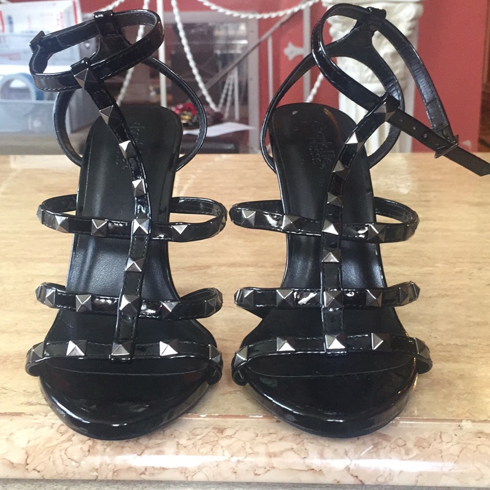 Charlotte Russe used high heel sandals. - Picture 5 of 5